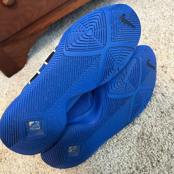 Kyrie 3 Duke - Picture 3 of 4
